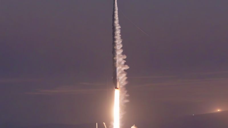 Ілон Маск зробить мільйонерами 4 тисячі працівників завдяки SpaceX