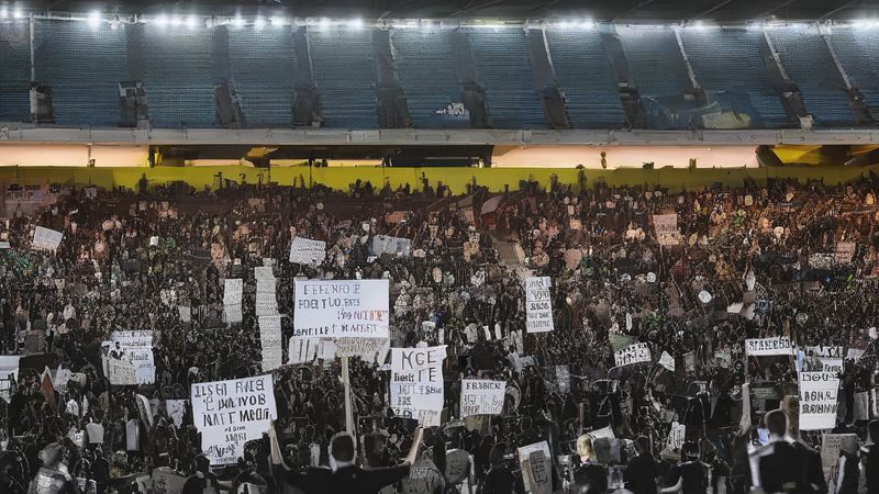 Севалья вимагає змін: вболівальники вийшли на мітинг
